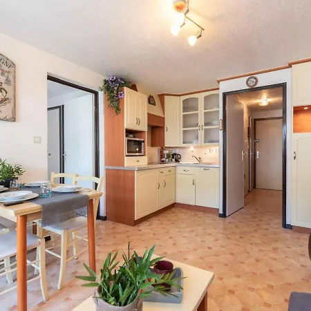 4 Pers Proximité Commerces Et Téléphérique - Fr-1-296-307 Appartement