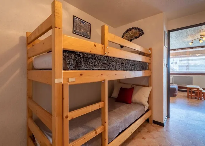 4 Pers A Saint-lary Village, Proche Commerces Et Telepherique - Fr-1-296-307 Lägenhet