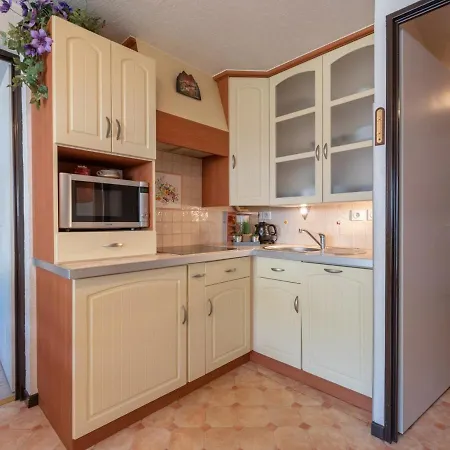 Apartment T2 Avec Balcon, Parking Et Navette Gratuite, Au Coeur De Pour 4 Personnes - Fr-1-296-307 *